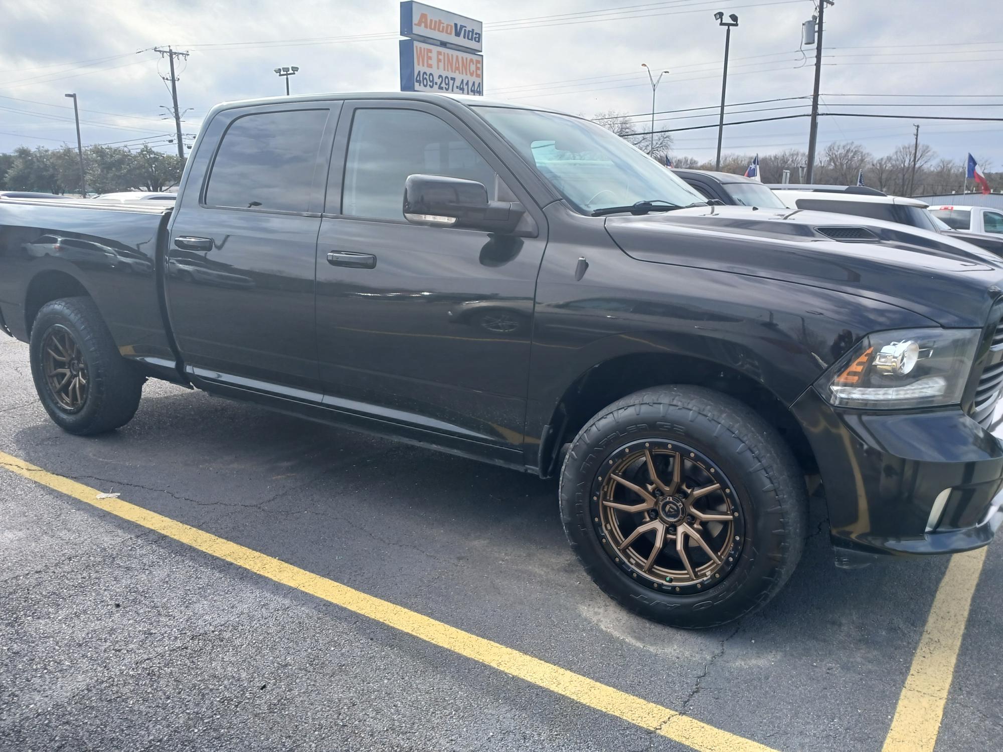 photo of 2016 RAM 1500 Sport Crew Cab LWB 4WD